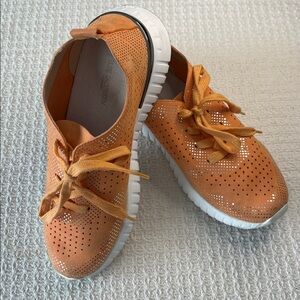 Ilse Jacobsen Hornbaek tennis shoes, melon color
w/ matching laces, silver trim